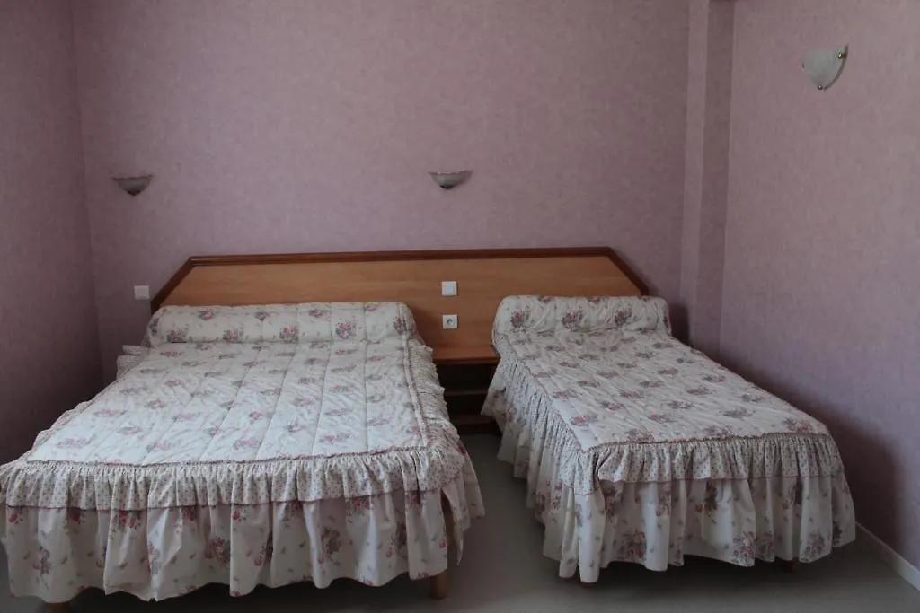 Hotel Ladagnous Peyrouse 2*,